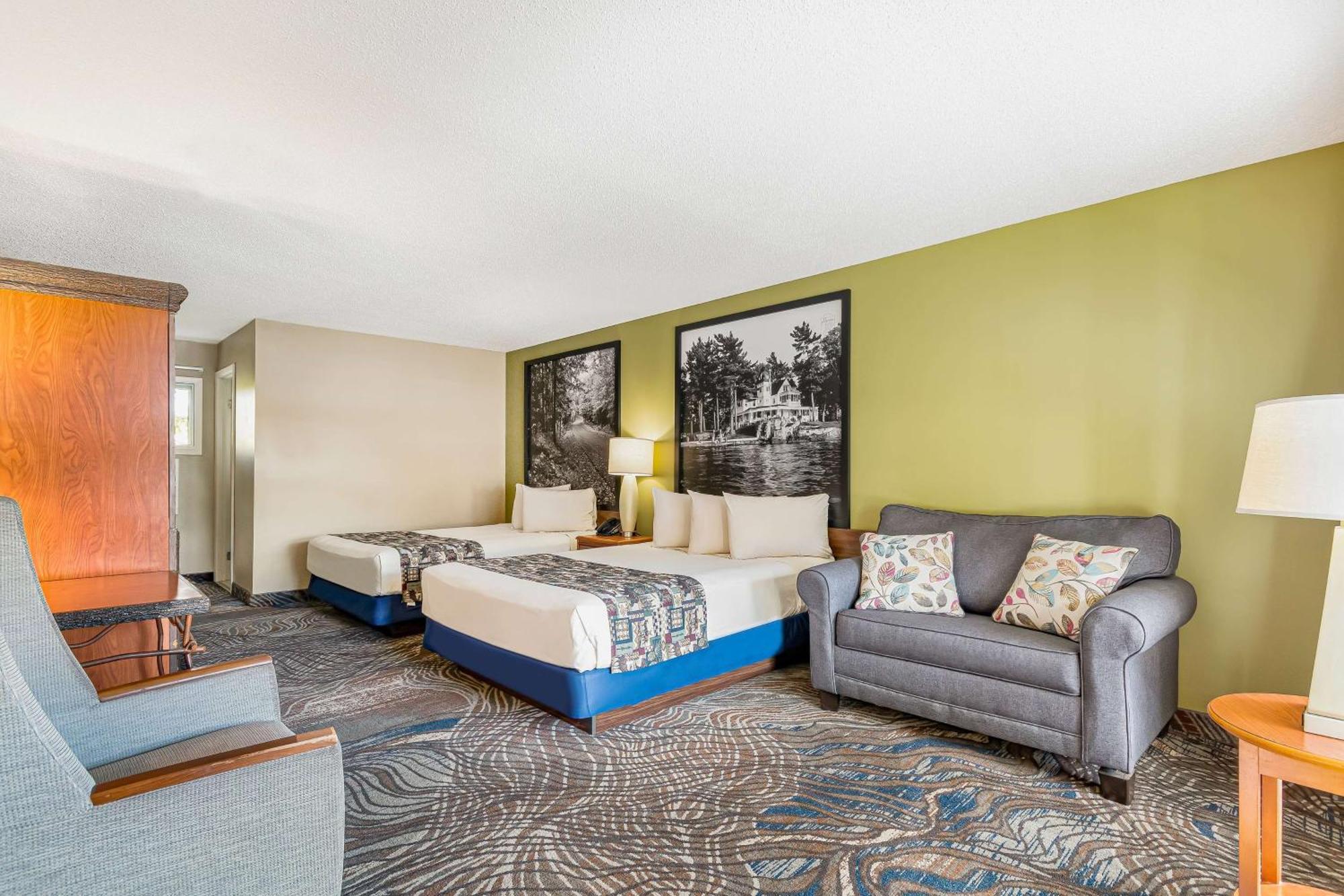 ซูเปอร์ 8 บาย วินด์แฮม เลคจอร์จ/ดาวน์ทาวน์ Hotel ภายนอก รูปภาพ