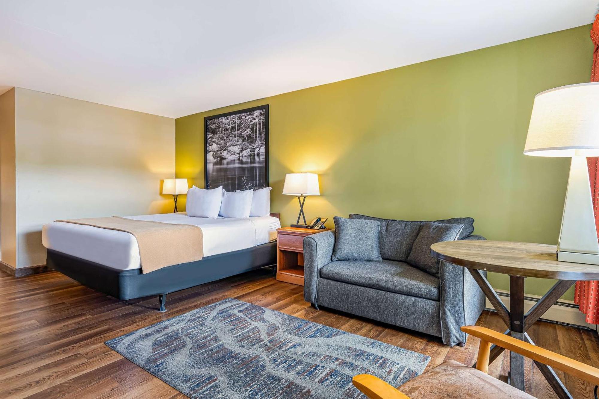 ซูเปอร์ 8 บาย วินด์แฮม เลคจอร์จ/ดาวน์ทาวน์ Hotel ภายนอก รูปภาพ