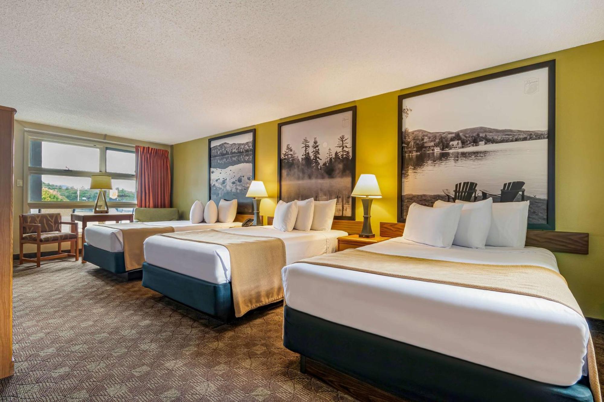 ซูเปอร์ 8 บาย วินด์แฮม เลคจอร์จ/ดาวน์ทาวน์ Hotel ภายนอก รูปภาพ